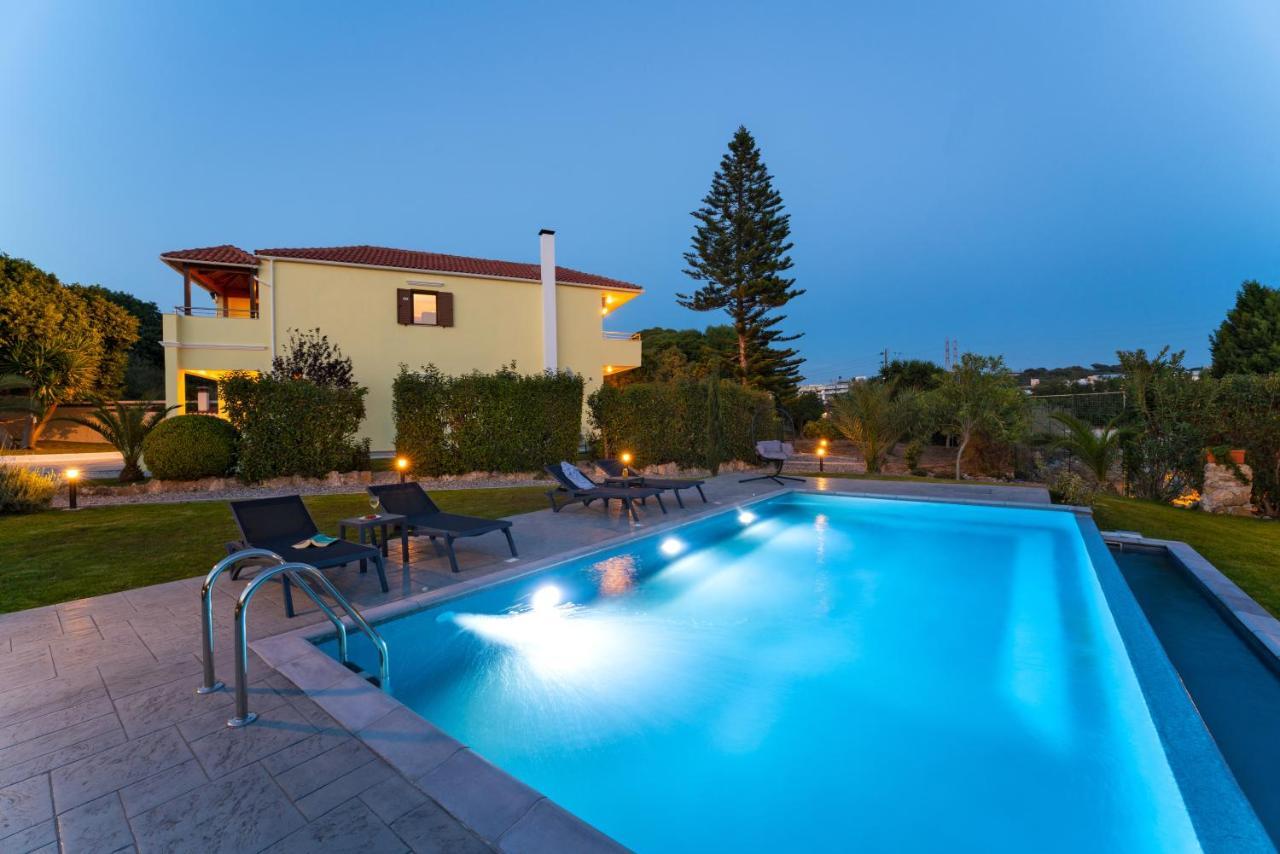 Villa Iasama Asgourou Екстериор снимка