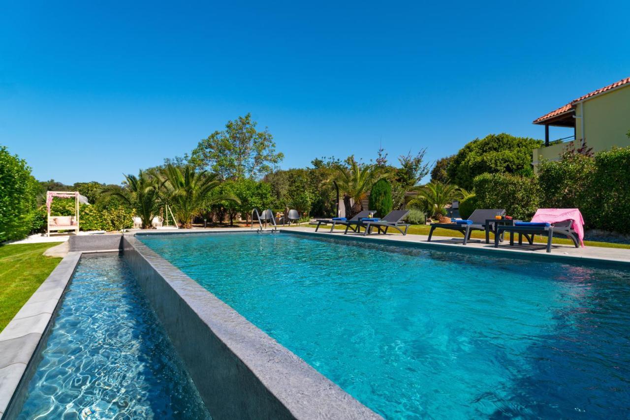 Villa Iasama Asgourou Екстериор снимка
