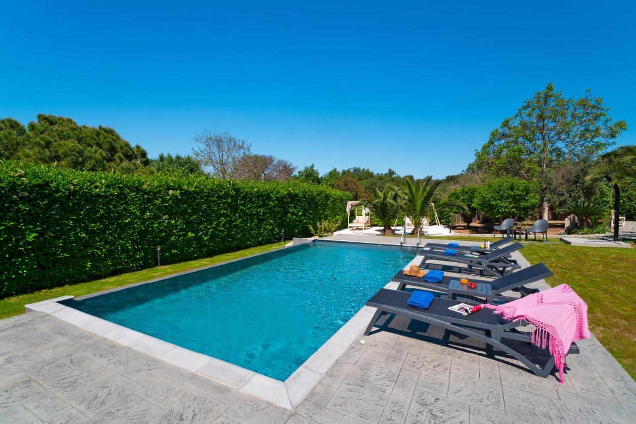Villa Iasama Asgourou Екстериор снимка
